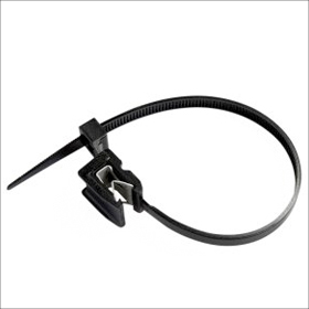 Lanieres-bords-de-panneaux-agrafe-metal